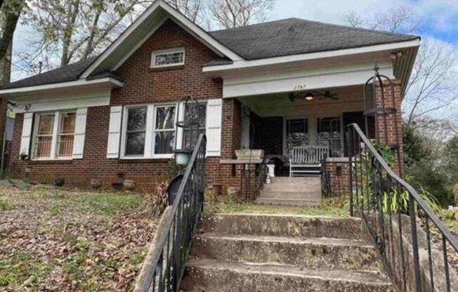 3 bedroom 2 bath beautiful home with tons of character!