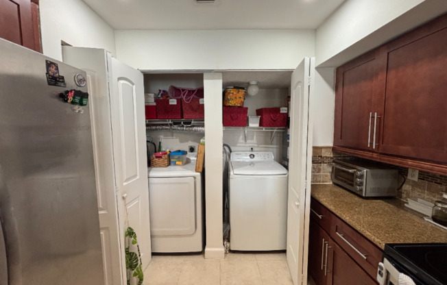 12512 SW 53 ST