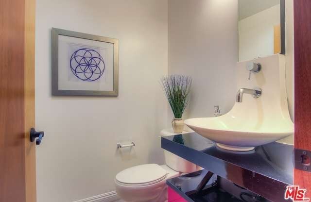 Beautifully Updated Condo in NoHO