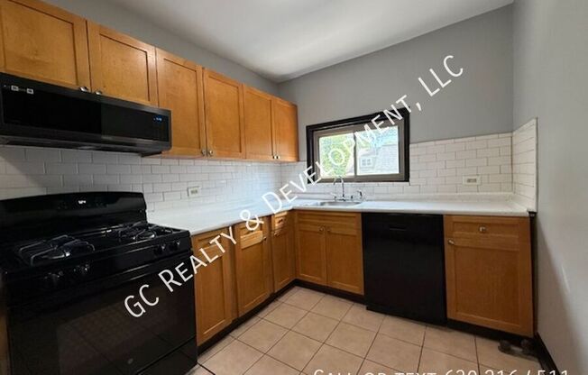 717 719 RANDOLPH ST