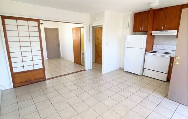 1 bed, 1 bath, $1,550, Unit E