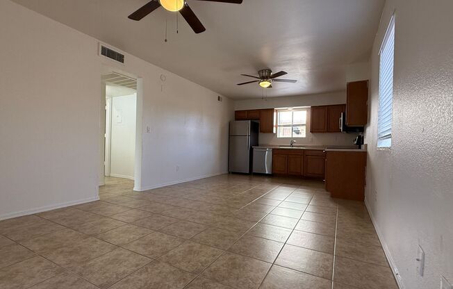 2 beds, 1 bath, $1,200, Unit # 105