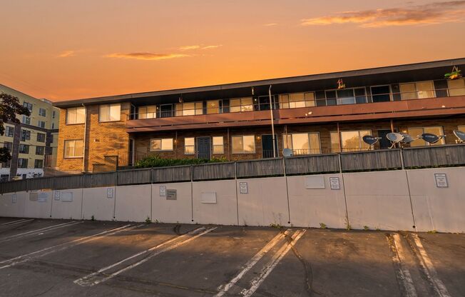 Paula Marie Apartments - Located in the heart of Greenwood