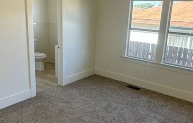 3 beds, 1 bath, $3,000