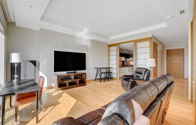1 bed, 1.5 baths, $7,295