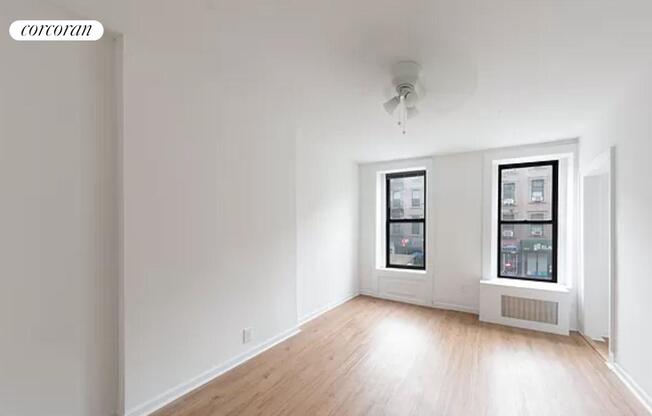 150 5 AVE