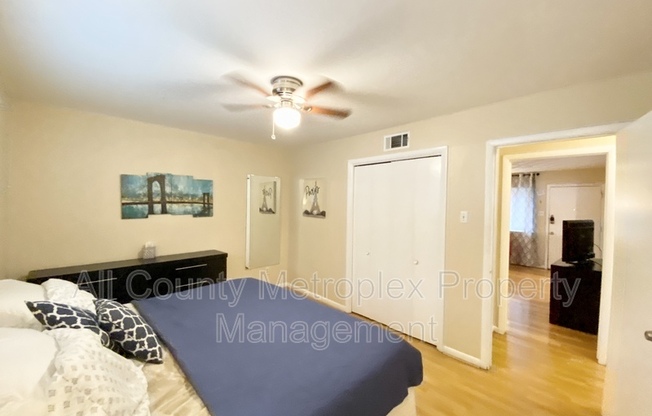 4323 MCKINNEY AVE