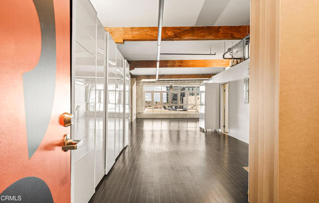 1 bed, 1 bath, 1,420 sqft, $4,300, Unit 532