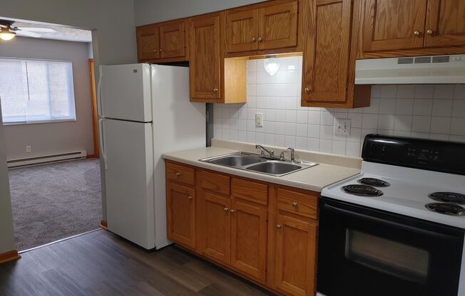 1 bed, 1 bath, $775, Unit Apt. F