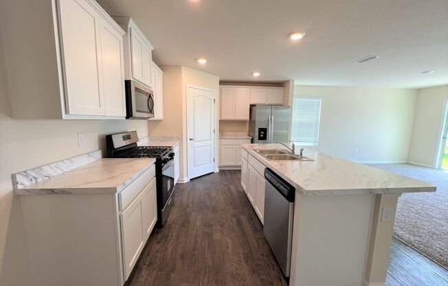Nearly New St. Augustine 4 Bedroom / 2 Bathroom Smart Home (Entrada)
