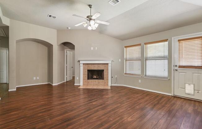 8019 BRANSON PARK LN