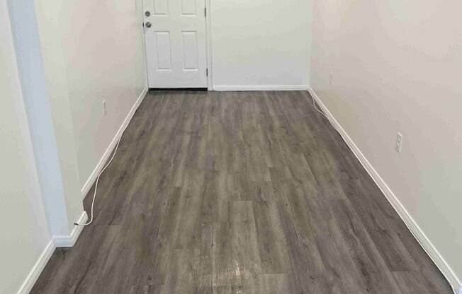 1 bed, 1 bath, 420 sqft, $1,995, Unit 10