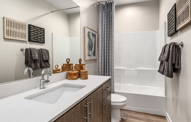 3 beds, 2 baths, 1,509 sqft, $2,750, Unit 25