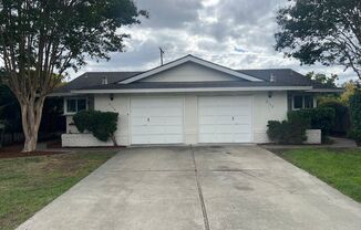 2110-2112 Town & Country Lane