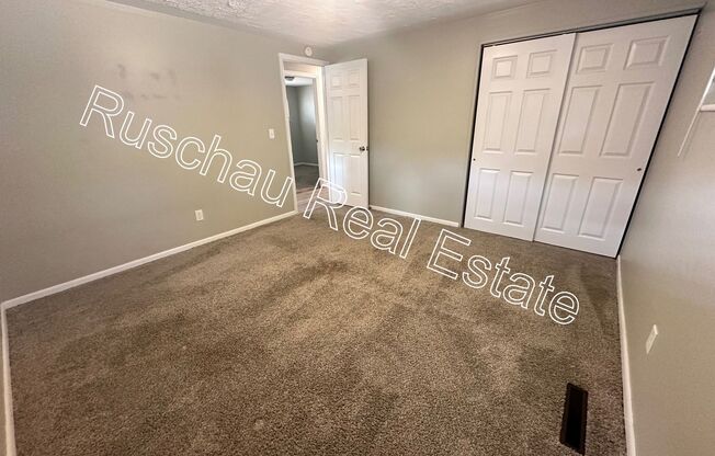 3 beds, 1 bath, $1,345