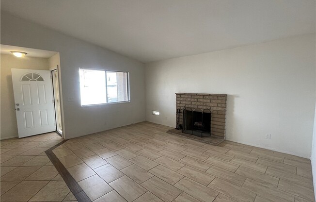 6405 W ROY ROGERS DR