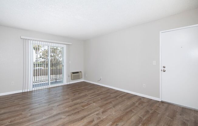 1 bed, 1 bath, 650 sqft, $2,095, Unit C11