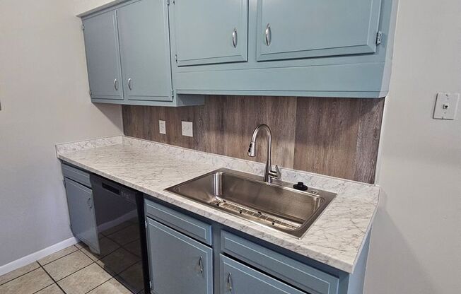 Renovated 1 bedroom apartment available now!