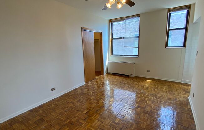 1 bed, 1 bath, 550 sqft, $1,725, Unit 620-303