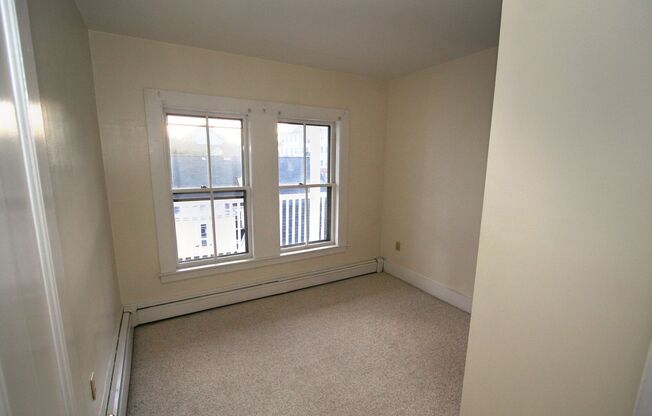 2 beds, 1 bath, $1,995, Unit 8