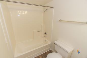 1 bed, 1 bath, 650 sqft, $1,150, Unit 2027