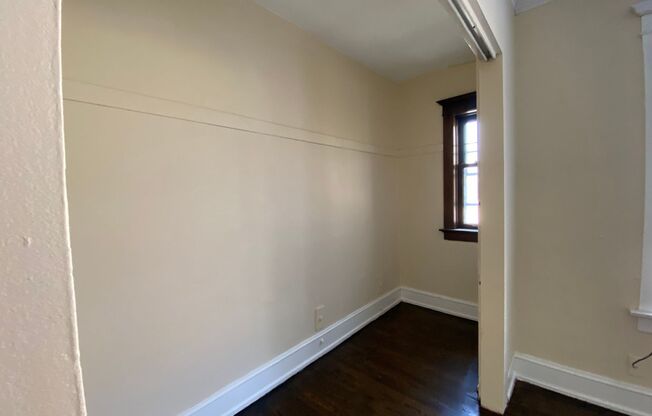 1318-20 Van Buren