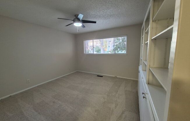 2 beds, 1 bath, $1,695, Unit 1