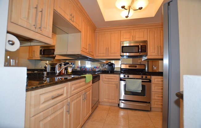 1 bed, 1 bath, $1,595, Unit # 420