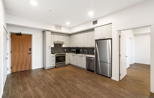 1 bed, 2 baths, 1,090 sqft, $2,250, Unit 524