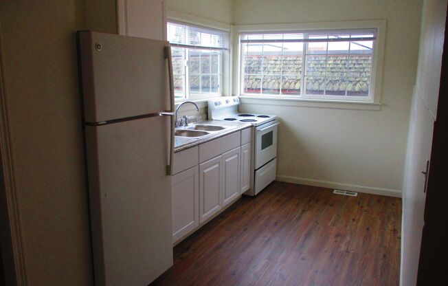 Special Offer! 50% Off Your First Month’s Rent - 1 Bedroom, 1 Bath Upper Level Unit in Tacoma