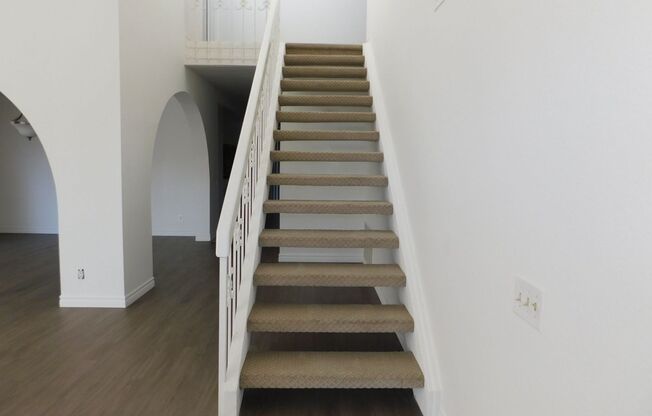 Spacious 4 bedroom 2.5 bath two story house in the city of Mission Viejo.