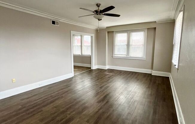 2 beds, 1 bath, 830 sqft, $1,345, Unit B8