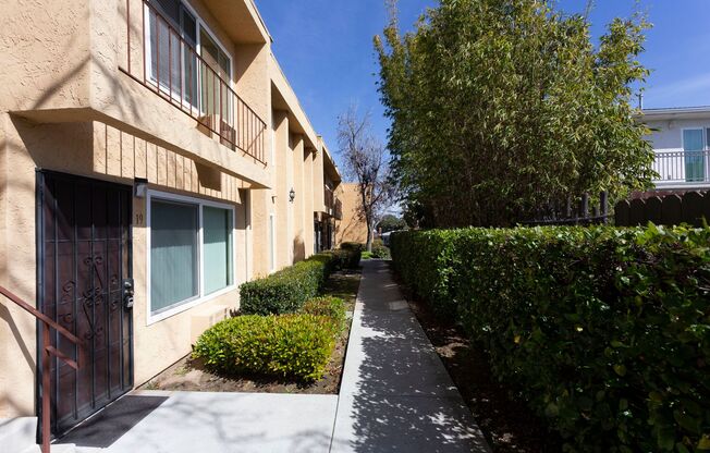 1 bed, 1 bath, 675 sqft, $1,950, Unit 11