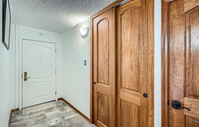 1 bed, 1 bath, $2,995, Unit # 36N