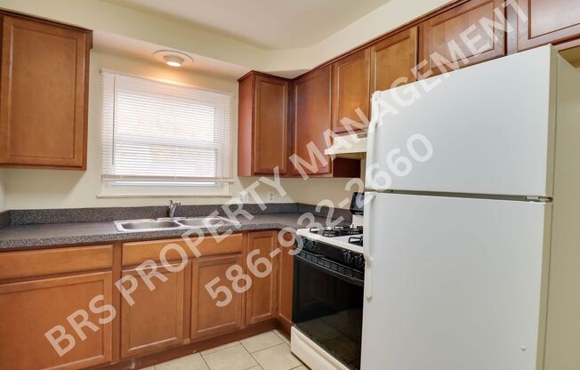 2 beds, 1 bath, $1,200