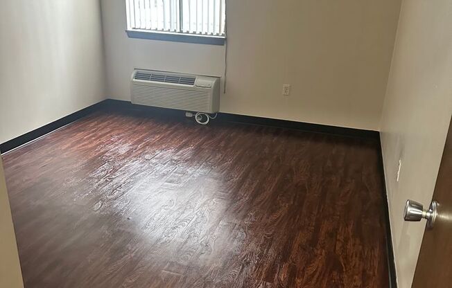 1 bed, 1 bath, 760 sqft, $1,025, Unit 103N