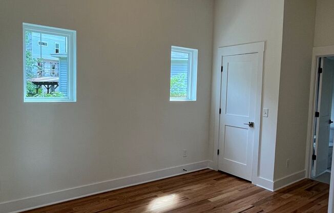 Great Townhouse Minutes from Optimist Hall & NODA