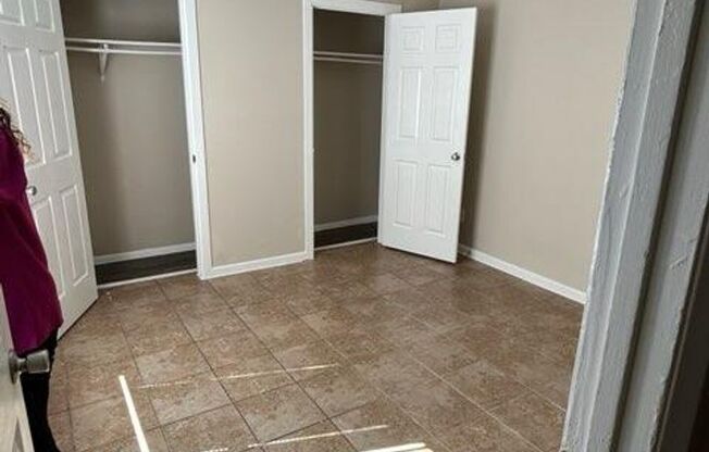 2 beds, 1 bath, 883 sqft, $1,635, Unit 1-1539-C