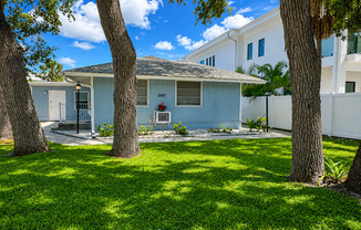 2 beds, 1 bath, $1,795, Unit Apt 1