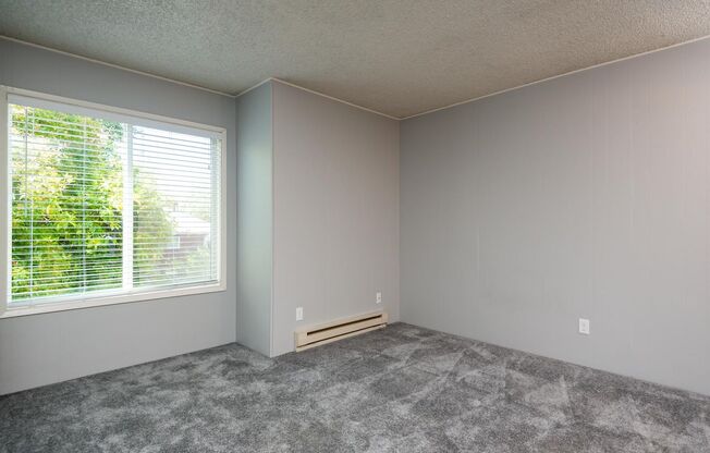 1 bed, 1 bath, 550 sqft, $1,395, Unit A04