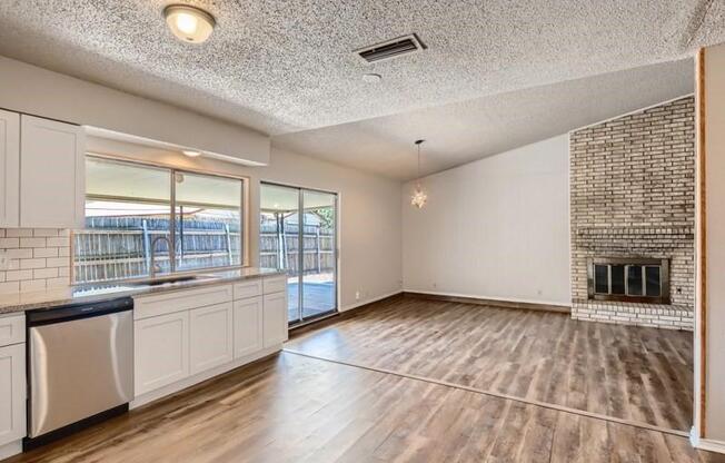 427 QUINTANA DR