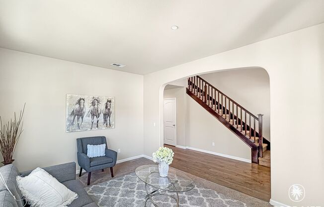 Stunning Home with Modern Comforts Spacious Rooms