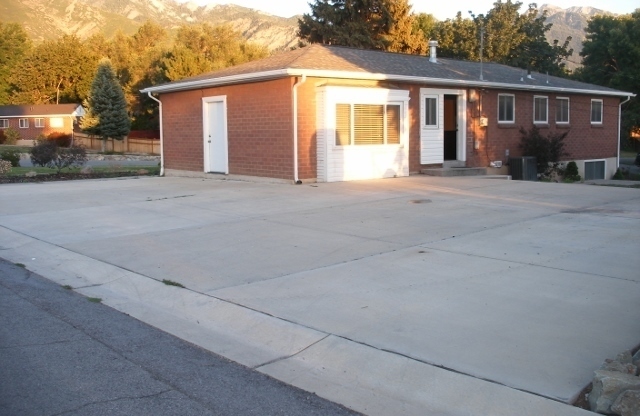 7636 S Steffensen Drive