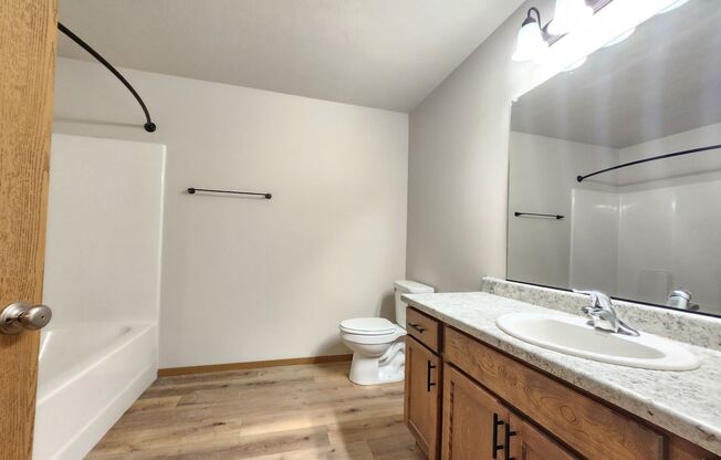 1 bed, 1 bath, 756 sqft, $1,095, Unit 3520 101