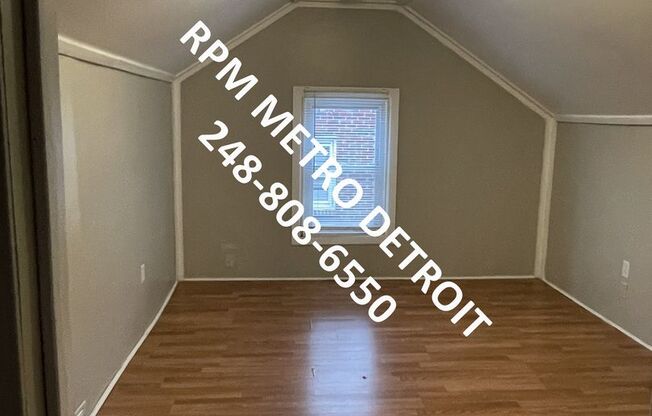 3 beds, 1 bath, $1,295, Unit (MVO)