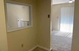 2 beds, 1 bath, $1,700, Unit C05