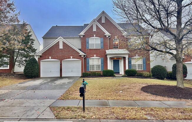 Beautiful home in Weston Glen!