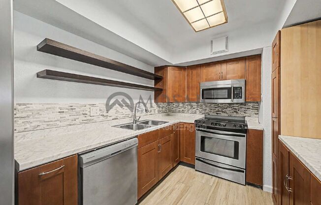 2 beds, 2 baths, 1,000 sqft, $1,445, Unit 241