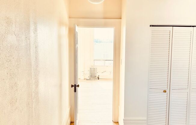 179 (1600-10 Sutter)