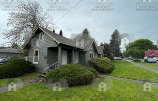 212, 219, 219 1/2 Monmouth Ave S